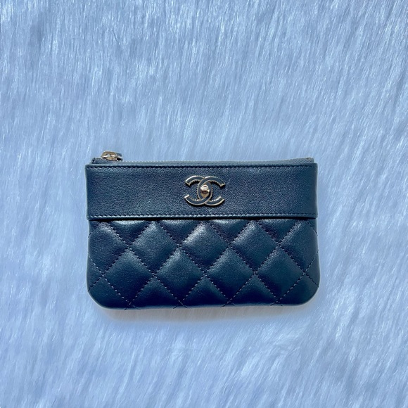 🔥CHANEL Cosmetics O-Case - Picture 6 of 13